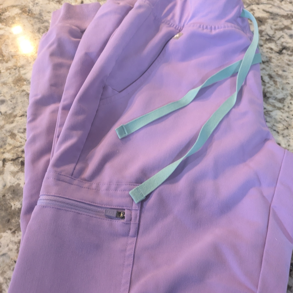 Figs Women's Lilac Jogger Pants with Teal Drawstrings